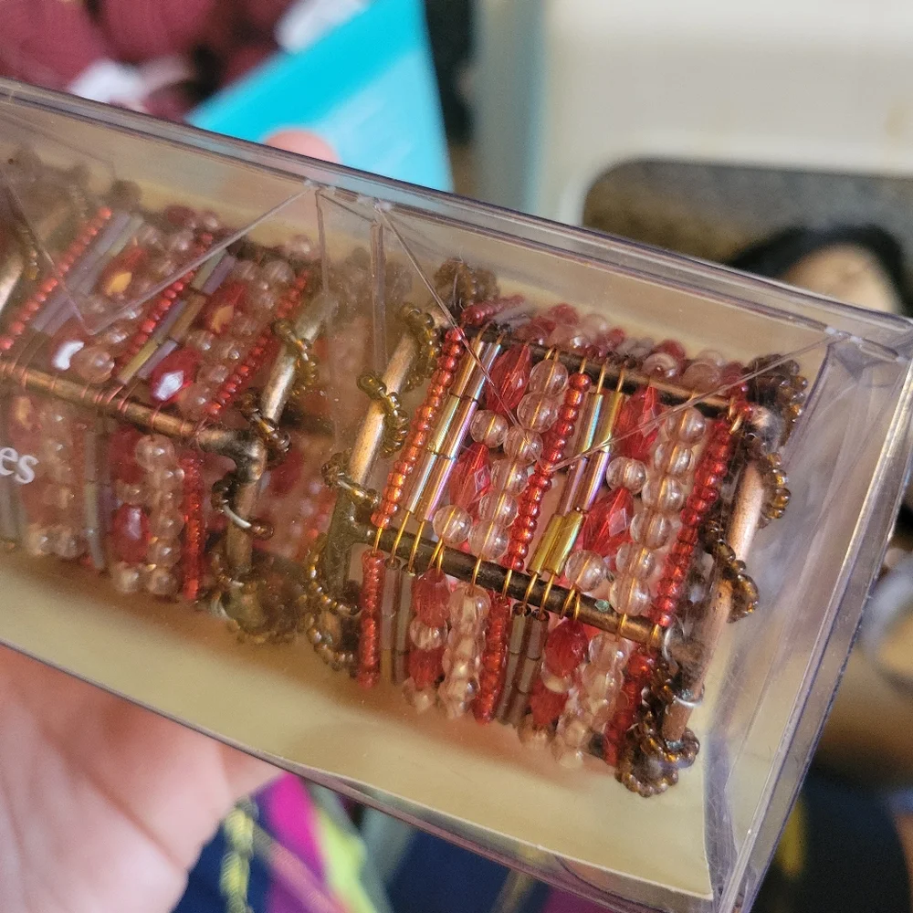 Pier 1 Imports beaded Burgundy red bronze napkin rings set x4 nwt